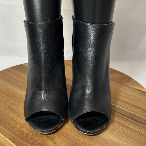 Coach Adrianna Leather Black Peep-Toe Heeled Ankle Pull On Boots Women’s 7.5 B - Picture 3 of 12